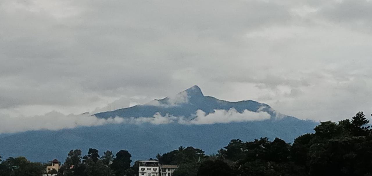 The Tenthola แคนดี้ ภายนอก รูปภาพ